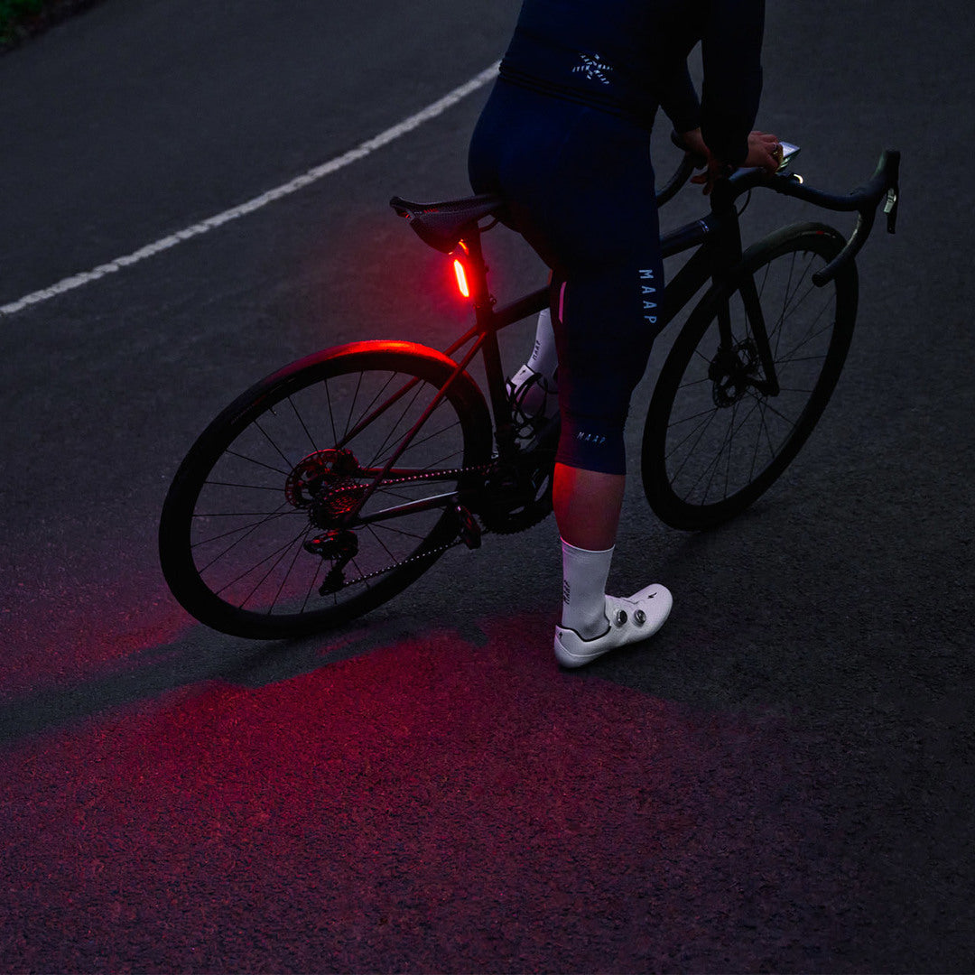 Luz para bicicleta delantera knog blinder road 400l